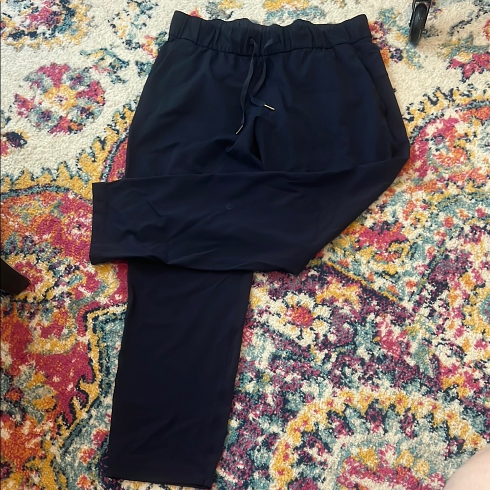 Women’s lululemon Jogger Pants